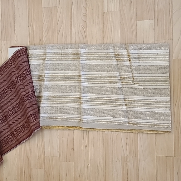 Beautiful Dante 3 Pieces 93% Rayon Fabric Gold, Champagne, Burgundy 27"× 12 1/2" - Picture 3 of 5